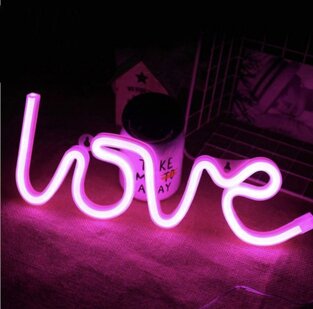 Διακοσμητικό Φωτιστικό Love